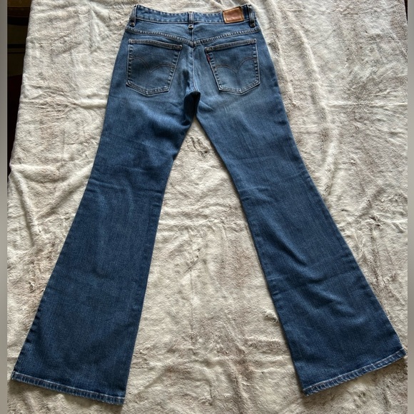 Levis Vintage mid rise flare jeans size 28xM - Picture 2 of 5